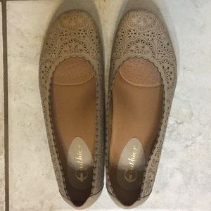 Earthies Bindi (like-new!) ballet flat 9B